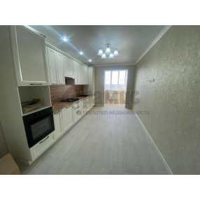 3-к. квартира, 97 м², 5/8 эт.