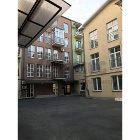 2-к. квартира, 75 м², 5/5 эт.